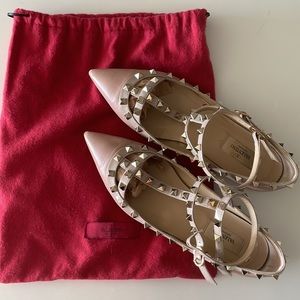 Valentino Caged Nude/ Pink flats